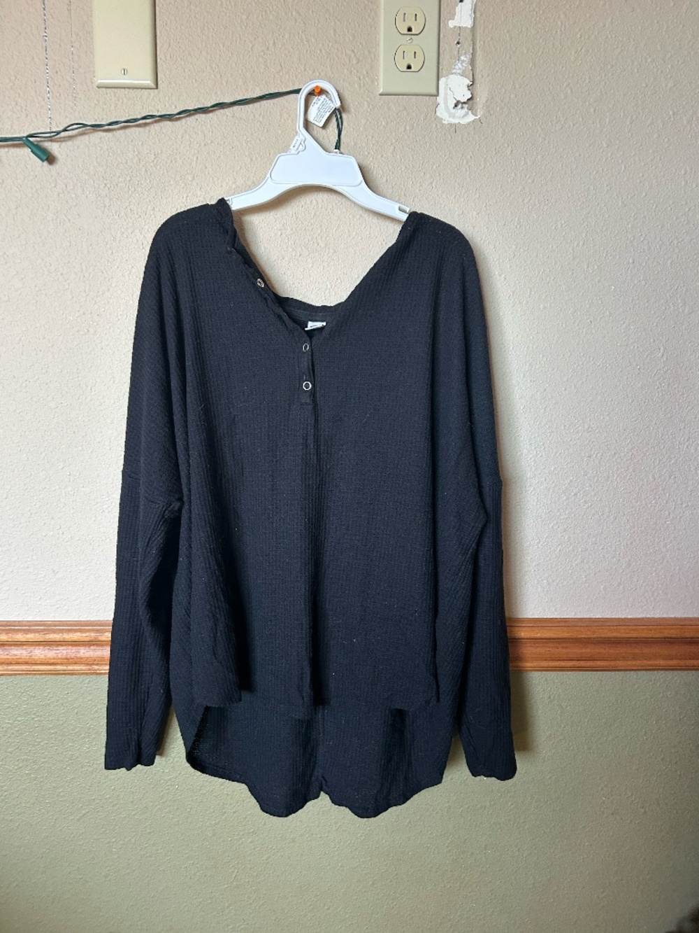 Old Navy XL Black long sleeve